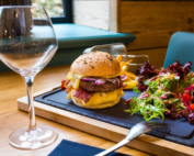 plat-burger-maison-restaurant-antidote-cherbourg@mathilde-mochon